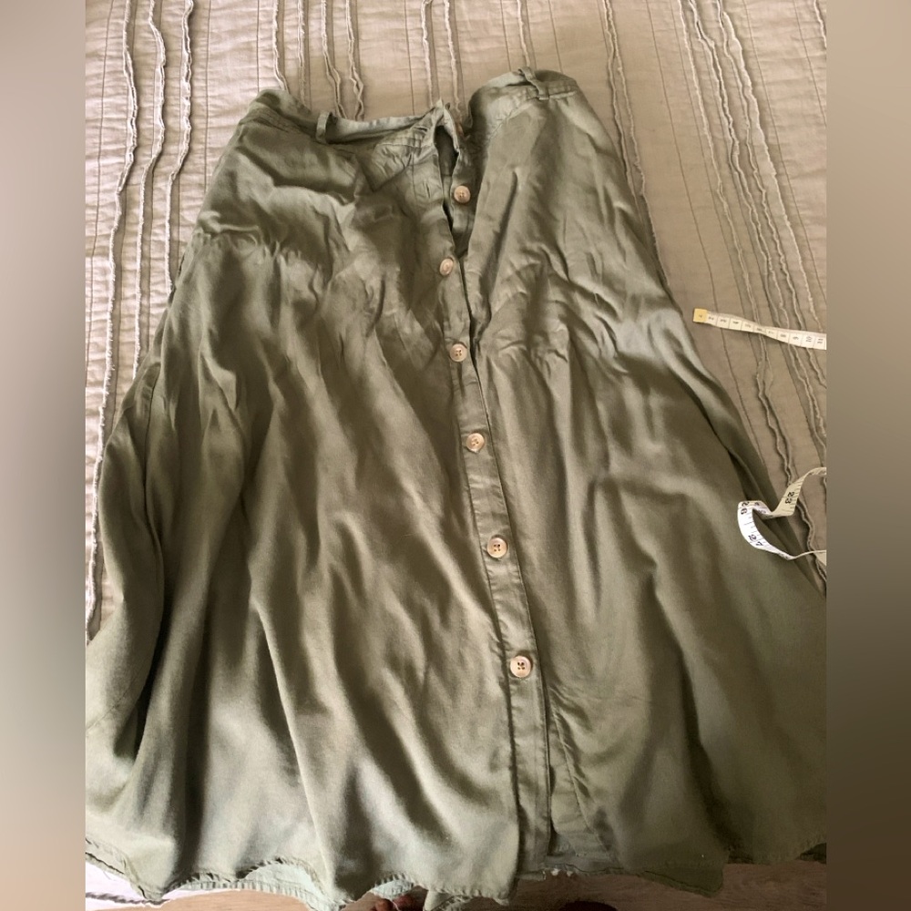 Loft button down skirt Jungle Green medium